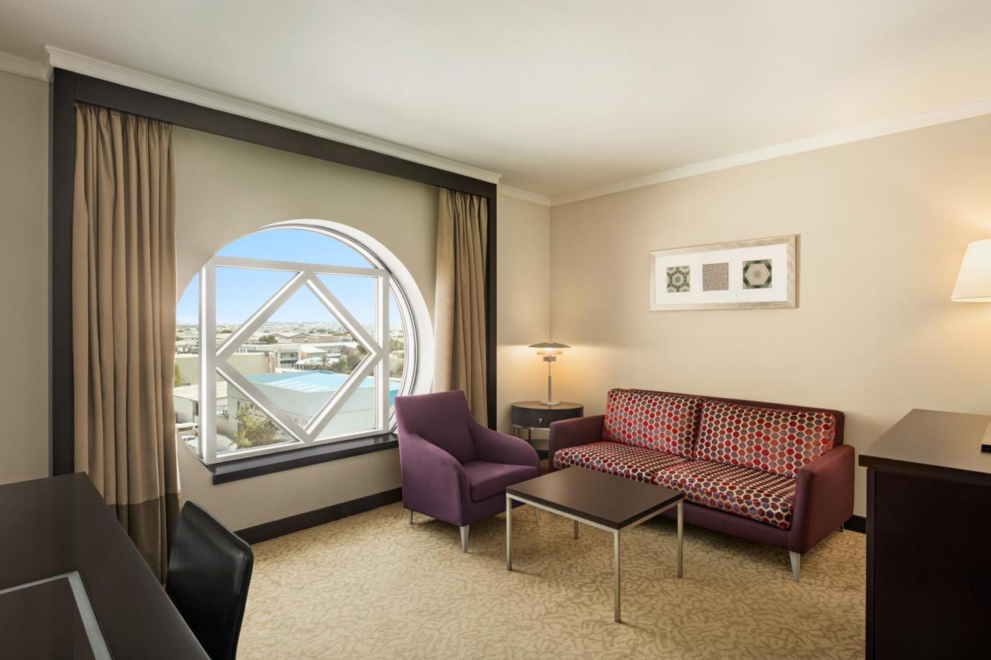 Ramada Plaza By Wyndham Dubai Deira Hotel Exterior foto